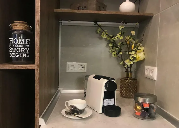 Sunny Belle Apartment *